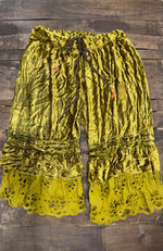Load image into Gallery viewer, Keepsake Bloomers - Golden