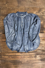 Load image into Gallery viewer, Wander Softly Top - Chambray