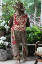 Load image into Gallery viewer, Mesmerized Vest - Bed Of Roses