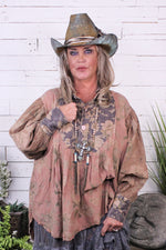 Load image into Gallery viewer, Harvest Treasures Tunic - Peach Floral