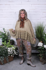 Load image into Gallery viewer, Meadow Wind Top - Oatmeal