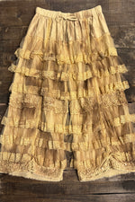 Load image into Gallery viewer, True Romance Bloomer - Chocolate