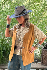 Load image into Gallery viewer, Harvest Winds Vest - Camel
