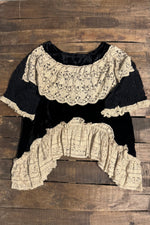Load image into Gallery viewer, Echo In Lace Top - Midnight