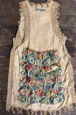 Load image into Gallery viewer, Ruffle Up High-Lo Top - Parchment Floral
