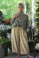 Load image into Gallery viewer, Quilted Paths Pants - Golden
