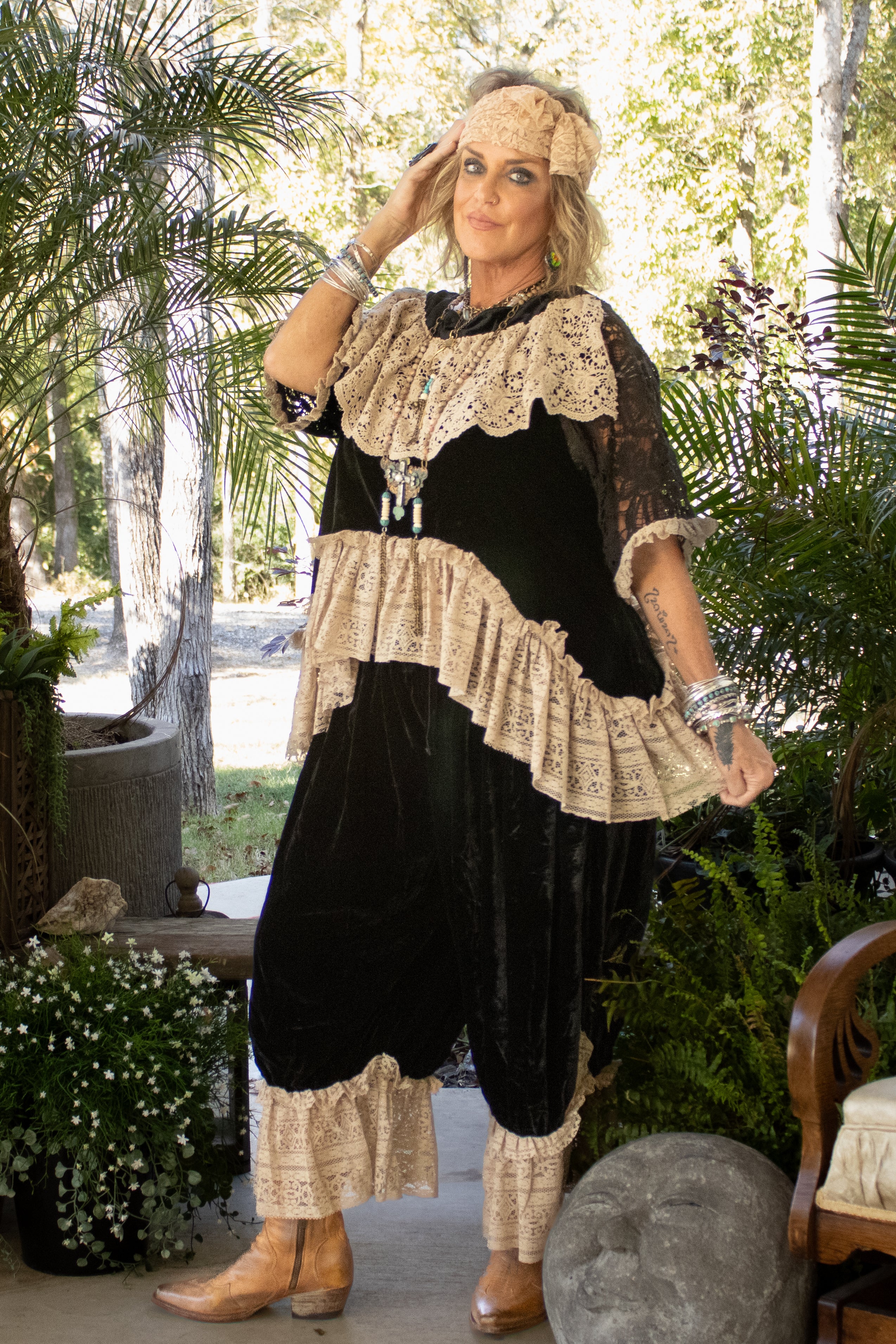 Alluring Romance Bloomers - Midnight Velvet