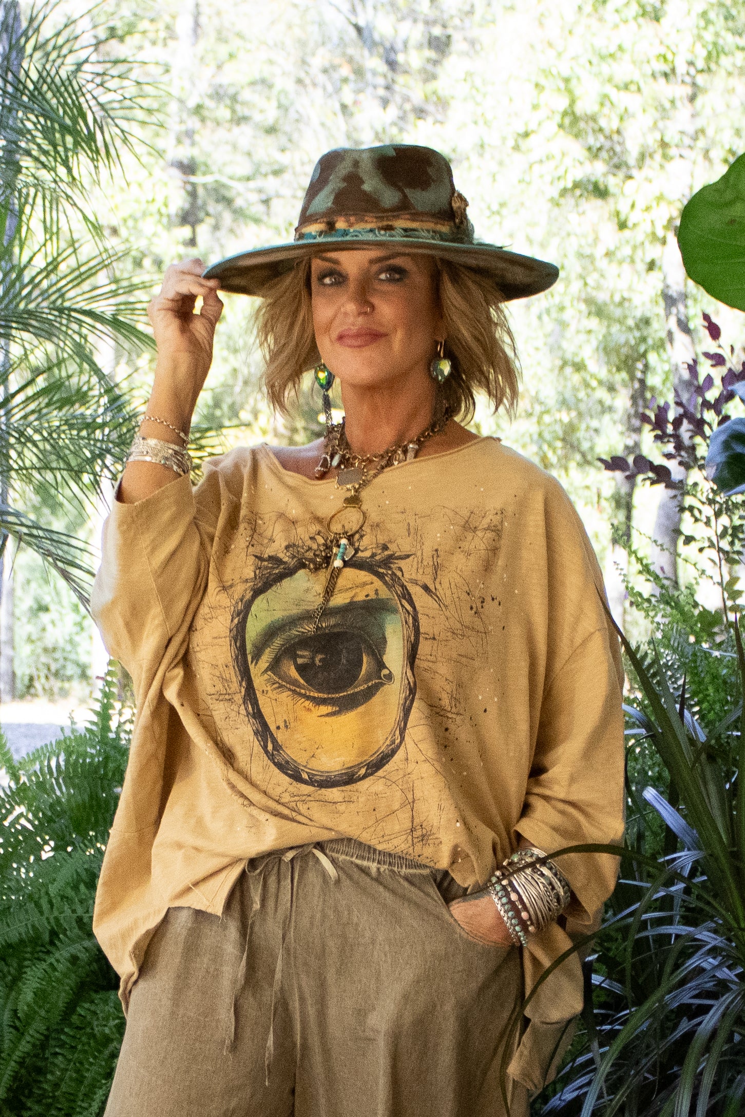 Be Free Top - Eye See You