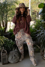 Load image into Gallery viewer, Trellis Winds Pants
