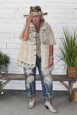 Load image into Gallery viewer, Lovestruck Jeans - Distressed Denim
