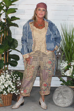 Load image into Gallery viewer, Traveling On Pants - Taupe Plaid

