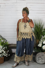 Load image into Gallery viewer, Heirloom Heart Tank - Tea Stain
