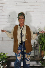Load image into Gallery viewer, Harvest Winds Vest - Camel
