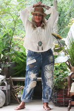 Load image into Gallery viewer, Lovestruck Jeans - Distressed Denim
