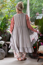 Load image into Gallery viewer, Whispervine Vest
