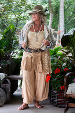 Load image into Gallery viewer, Quilted Paths Pants - Golden
