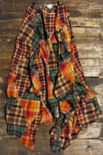 Load image into Gallery viewer, Look Of Love Vest - Plaid
