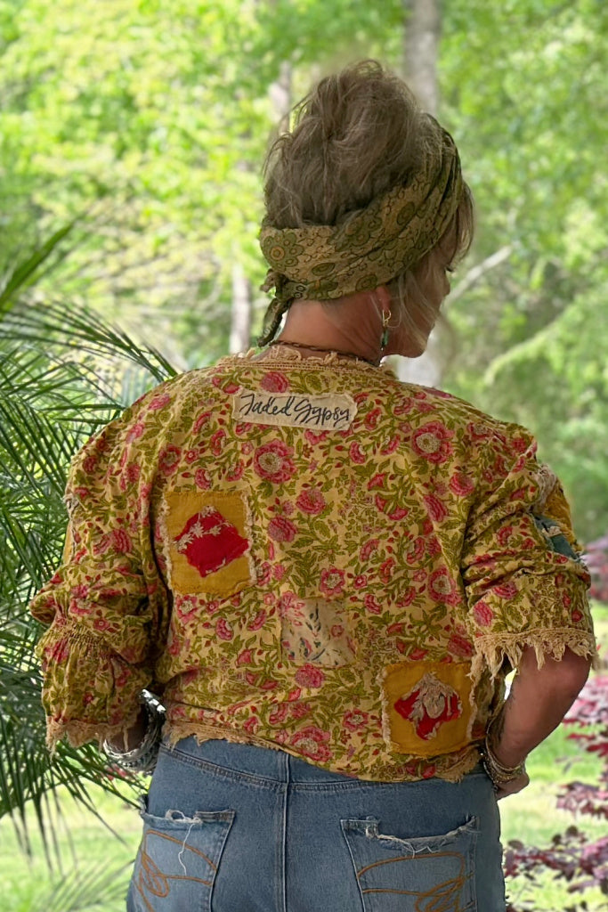 Cheerful Walks Wrap