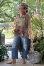 Load image into Gallery viewer, Ruffle Up High-Lo Top - Red/Blue Floral
