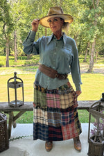 Load image into Gallery viewer, Plaid To Meet You Skirt
