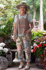 Load image into Gallery viewer, Mystic Meadow Pants - Floral
