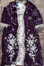 Load image into Gallery viewer, Moonlight Walk Velvet Duster - Dark Plum
